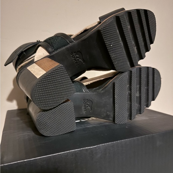 Sorel Black Tan Addington Cuff Leather Colorblock Heel Open Toe Sandal - Picture 11 of 12